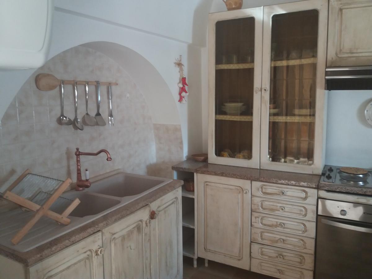 فيلا ألبيروبيللوفي Trullicolarossa المظهر الخارجي الصورة