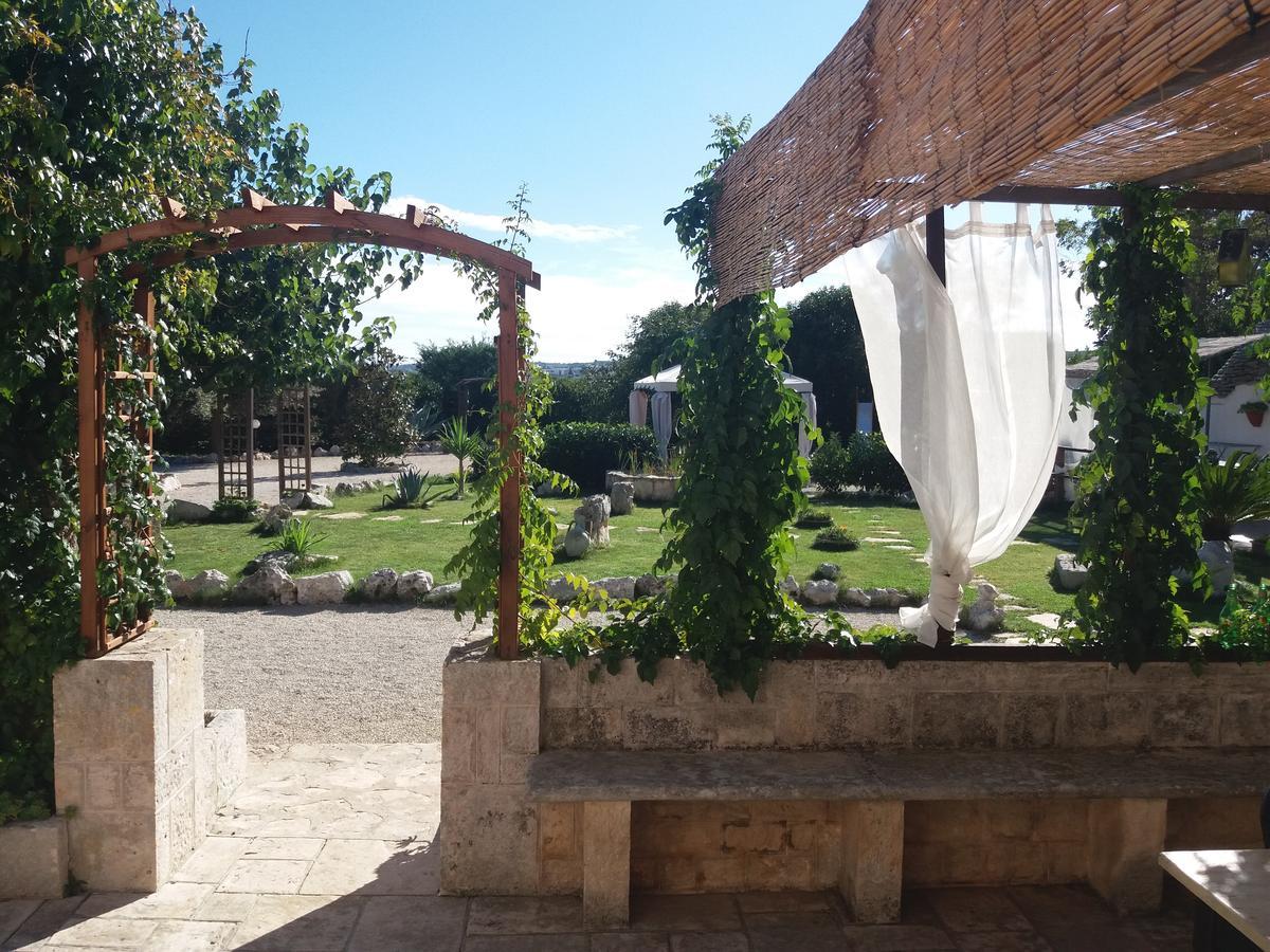 فيلا ألبيروبيللوفي Trullicolarossa المظهر الخارجي الصورة